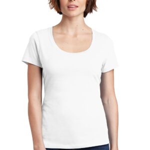 District ®  Women's Perfect Weight ®  Scoop Tee. DM106L