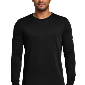Nike Dri-FIT Cotton/Poly Long Sleeve Tee. NKBQ5230